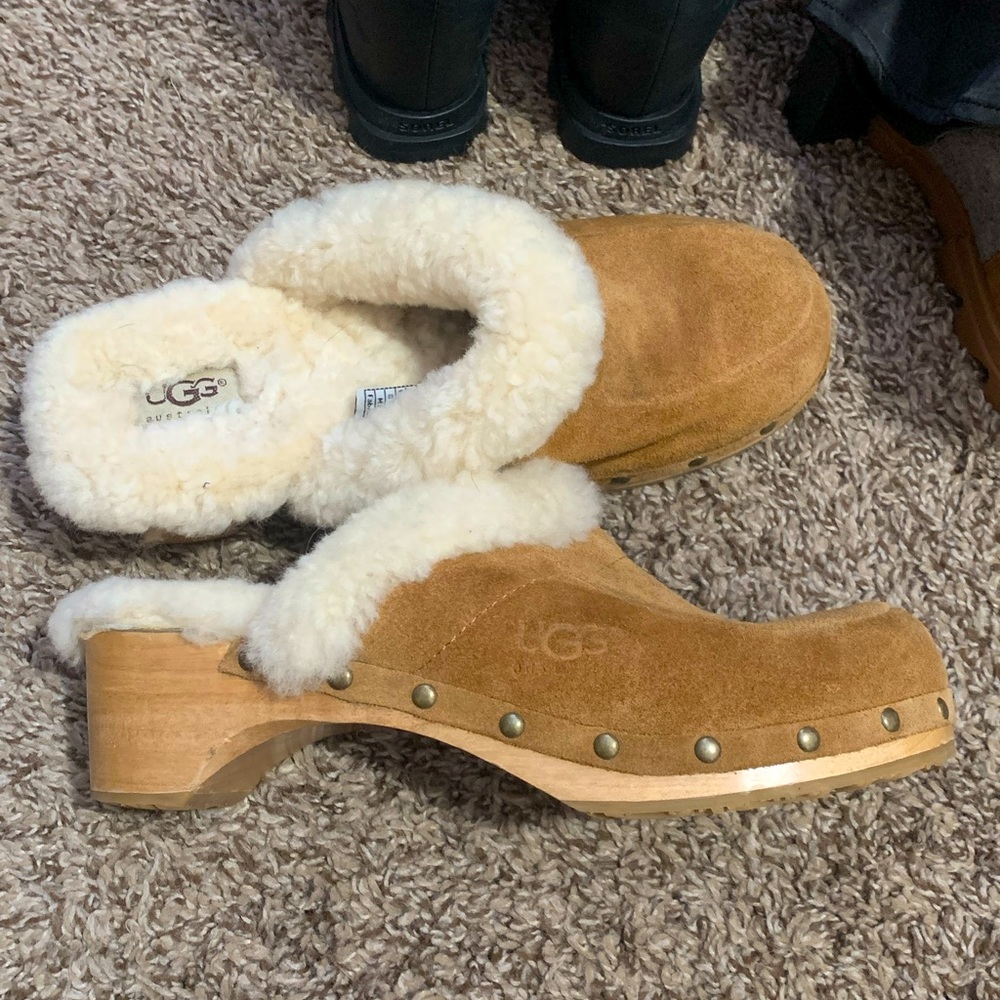 Ugg fur lined clogs